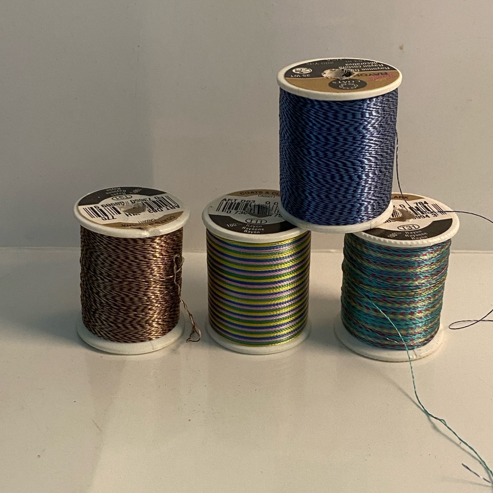 Coats & Clark Variagated Thread lot of 4 assorted color spools new + nearly new